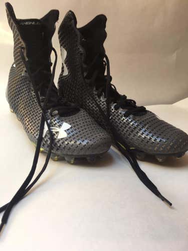 PRICE REDUCED Lightly Used Black Mens Under Armour Highlight Cleats Size 11
