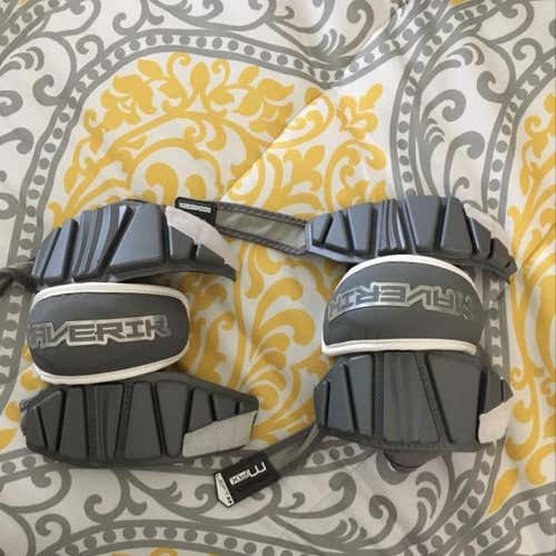 Maverick Max Arm Pads
