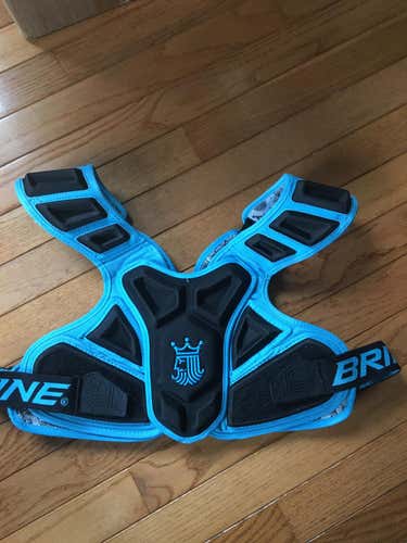 King 4 shoulder pads