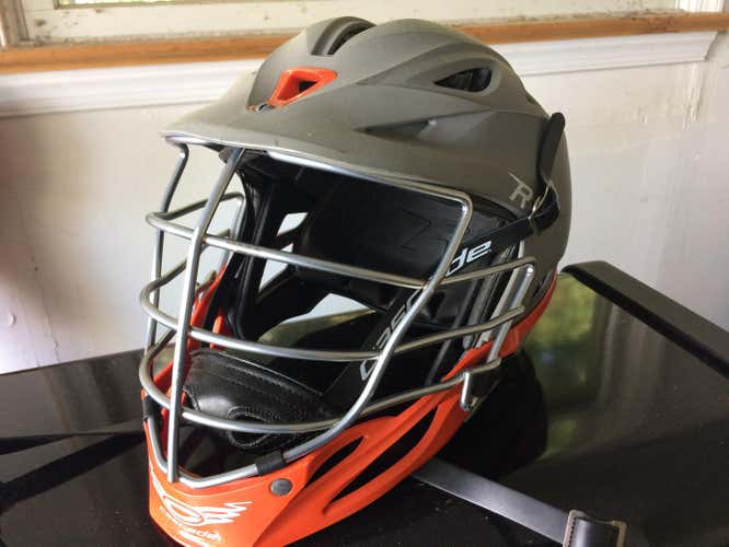 Matte Grey Cascade R helmet