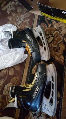 Bauer Supreme MX3 size 7D