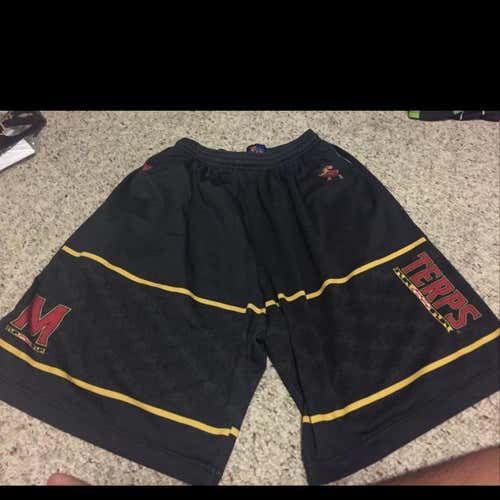Fit 2 Win Maryland Shorts Sz Large W Pockets