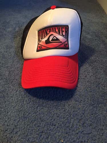 Quiksilver hat with adjustable strap ONE SIZE FITS ALL