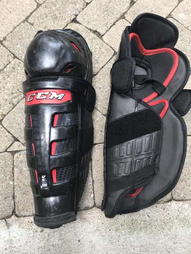 Men's CCM U 15" Shin Pads