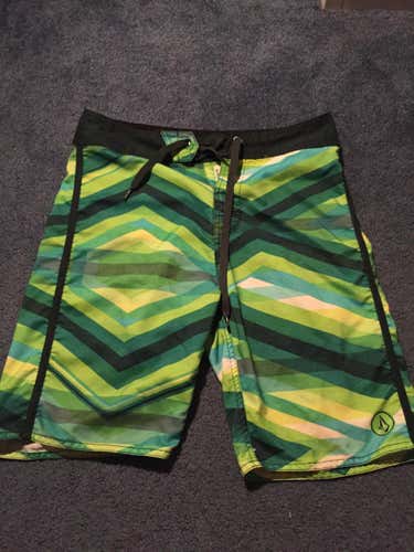 Green Volcom Bathing Suit Size Youth Large