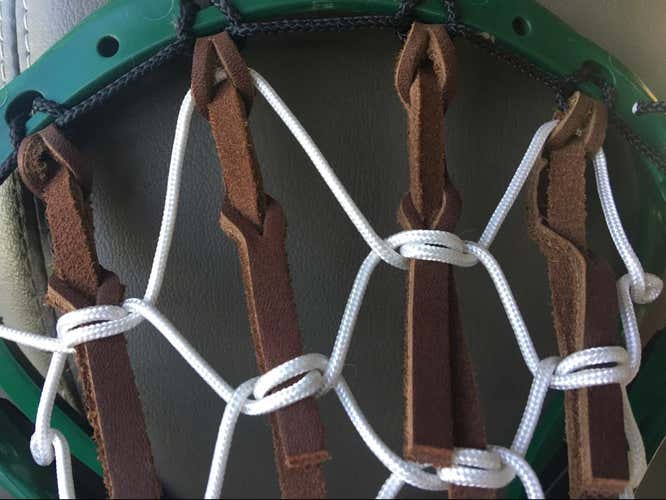 Pre Strung Traditional (Comes With Black Sidewall/ Top String)