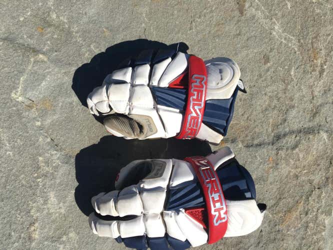 2016 Limited Edition Maverik Showtime Max gloves