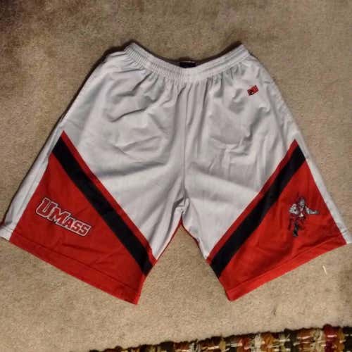 Fit2Win University of Massachusetts shorts