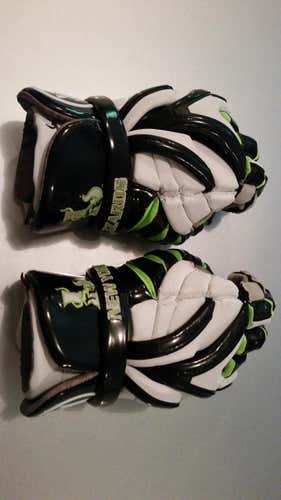 Matt Gibson's MLL Warrior Evos (Signed by Gibson!) Give ALL offers!