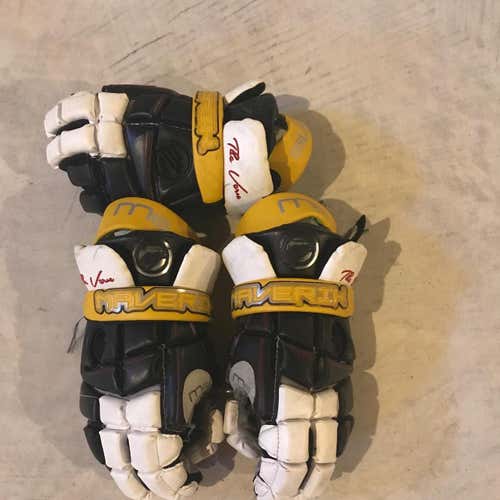 Alvernia Team Issued Maverik M3 Gloves