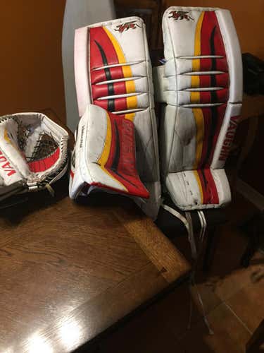 V6 2000 pro pads & epic 8800 glove plus v6 2000 pro blocker