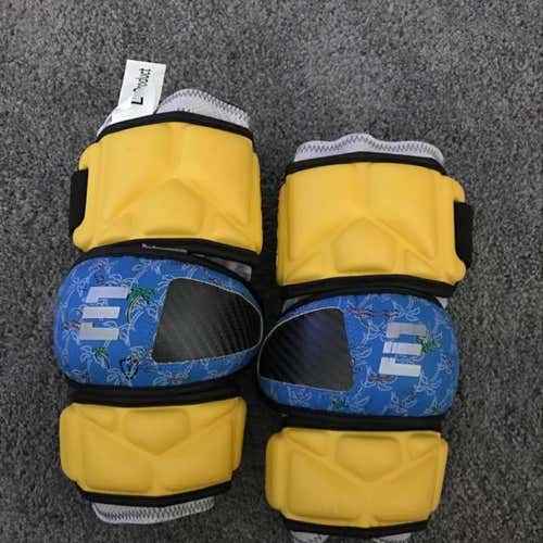 Adrenaline tropics elbow pads