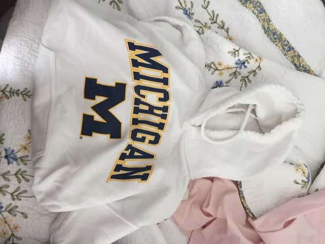Michigan University Sweatshirt