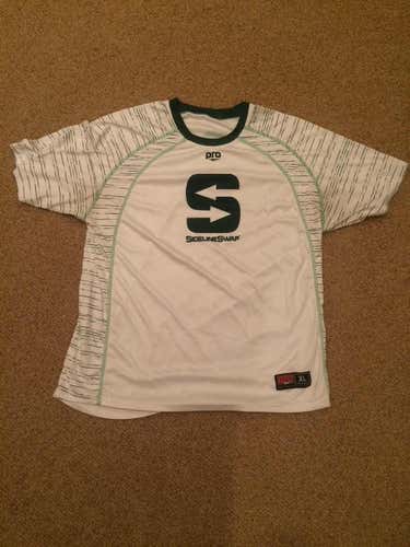 SidelineSwap Shooting Shirt