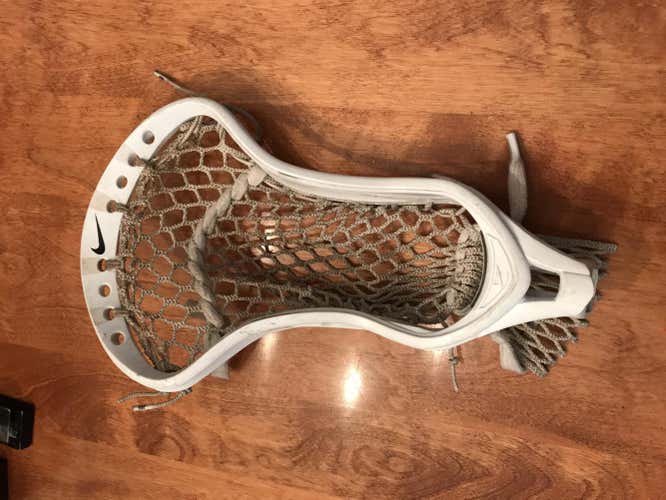 nike Ceo face-off broken in