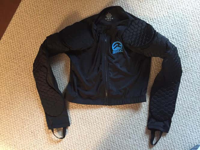 SYNC Palmer Stealth Padded Top