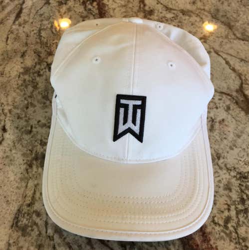 Tiger Woods Nike Golf Hat