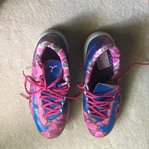 Nike KD 6 aunt pearl