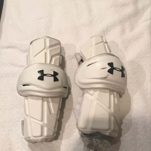 Like New Under Armour Command Pro Elbow Pads
