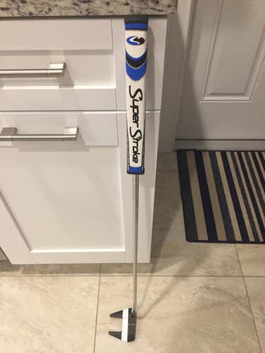 Odyssey Versa 7 Black w/new Superstroke Flatso 2.0 grip