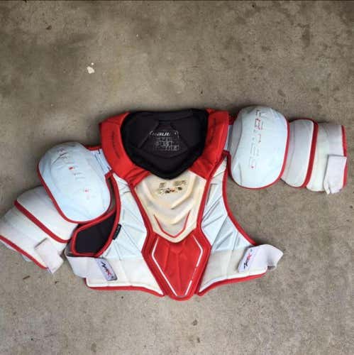 Bauer Apx2 Shoulder Pads