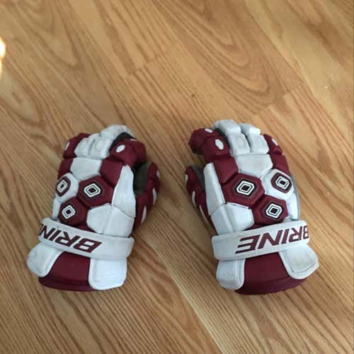 Brine Triumph Maroon And White Gloves