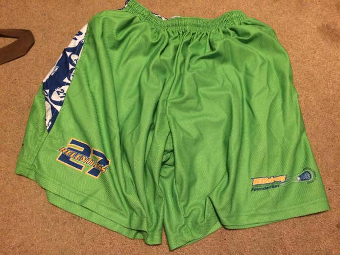 Headstrong shorts with pockets