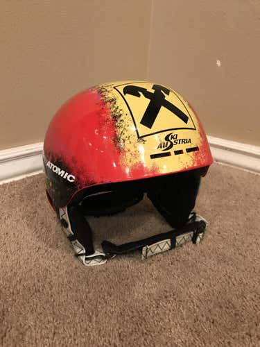 Atomic Marcel Hirscher Replica Slalom Helmet