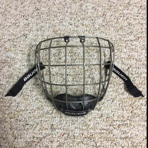Bauer Re-Akt Cage