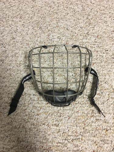 Bauer Re-Akt Cage