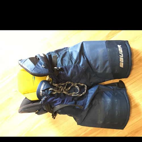 Bauer TotalOne Senior Small Pants