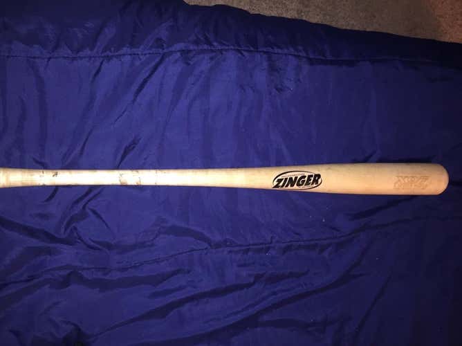 32.5 Zinger X97 Wood Bat