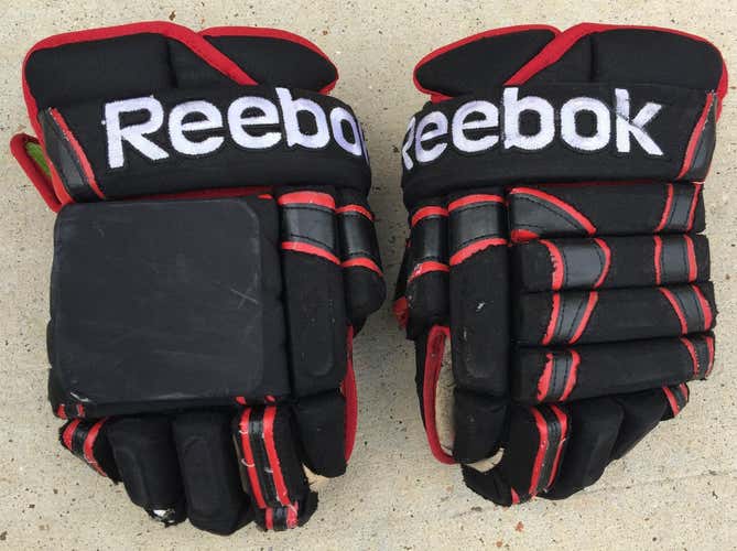 Reebok 852 4 Roll 14" Pro Stock Hockey Gloves Blackhawks 5672