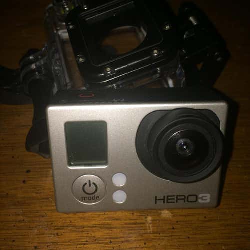 LIKE NEW GoPro Hero 3 w/ case