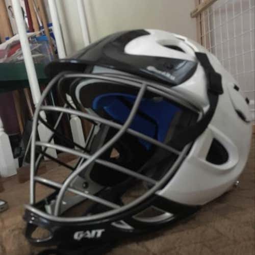 Youth Adjustable Lacrosse Helmet