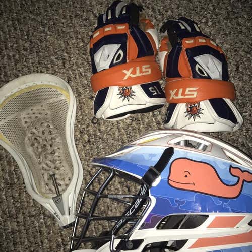 Vineyard Vines Cascade R, Warrior Warp S Mid, NYC STX Assault Gloves