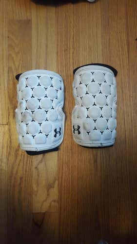 Under armour VFX elbow pads TRADES