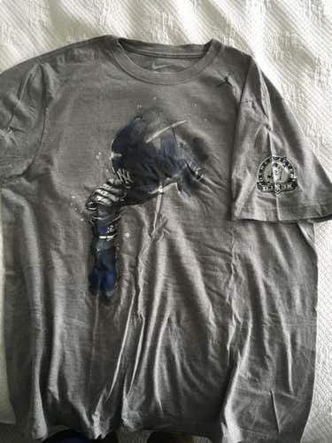 EXCLUSIVE  Yankees Derek Jeter (Jordan Brand) 3000 hit shirt