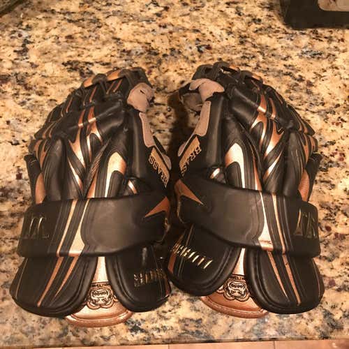 Warrior Brass Monkey Gloves