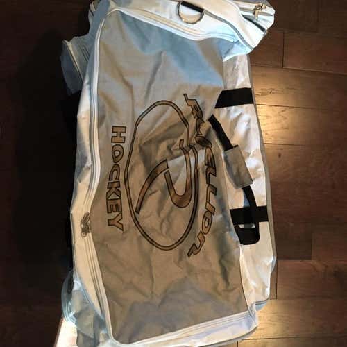 Rebellion Hockey Bag 36"