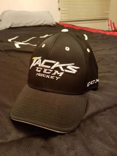 CCM Tacks Flexfit Hat (LG/XL)