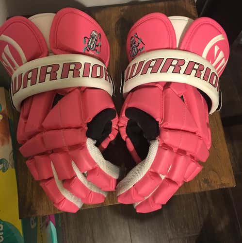 Salt Shakerz Warrior Riots *VERY RARE*