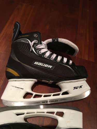 Brand New Bauer supreme size US men's 9.5