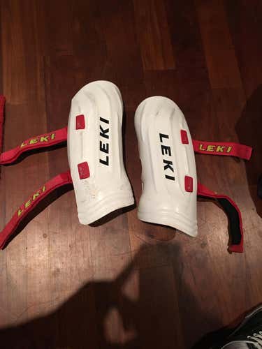 Leki shin guards