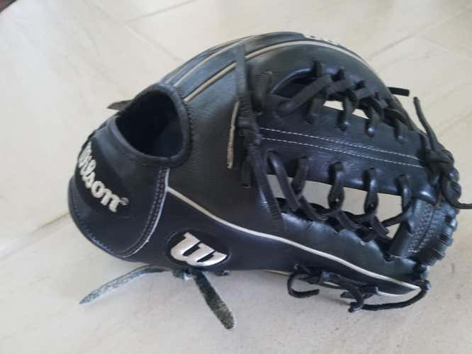 Wilson A2000 1789 11.5" Infield Trapeze Glove