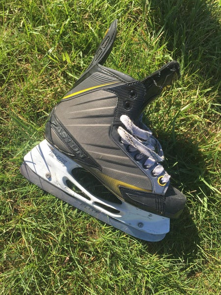 Easton Stealth RS Skates - Used One Season - Size 7.5 D