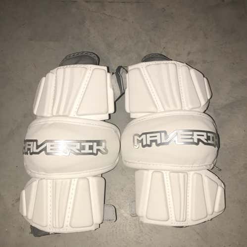 Maverik Max Arm Pads