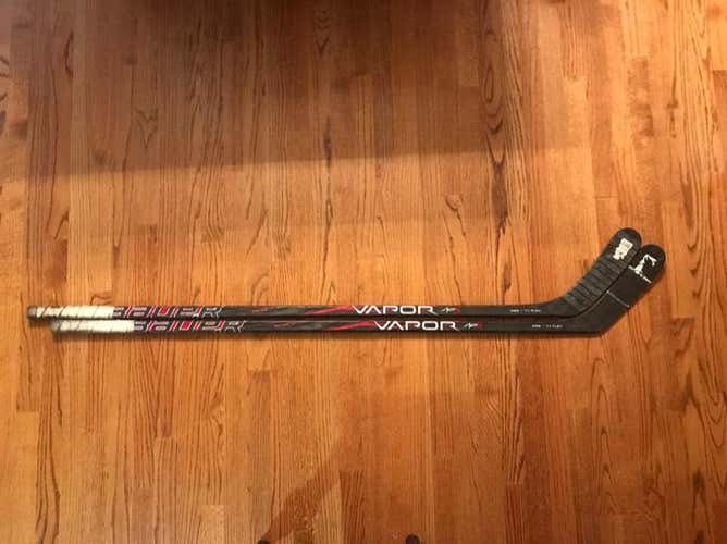 2 Bauer Vapor APX Sticks