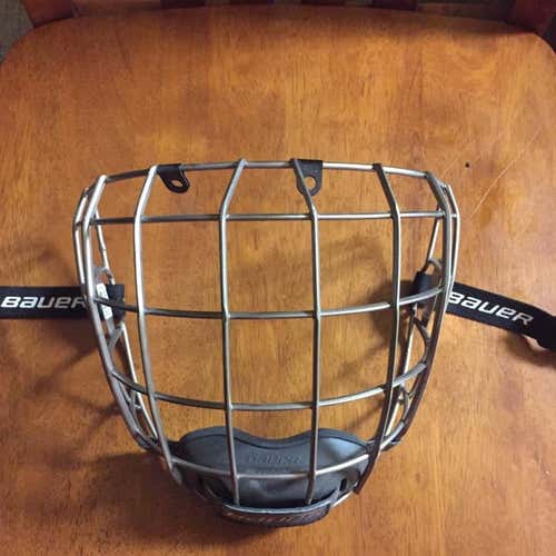 Bauer RE-AKT Cage