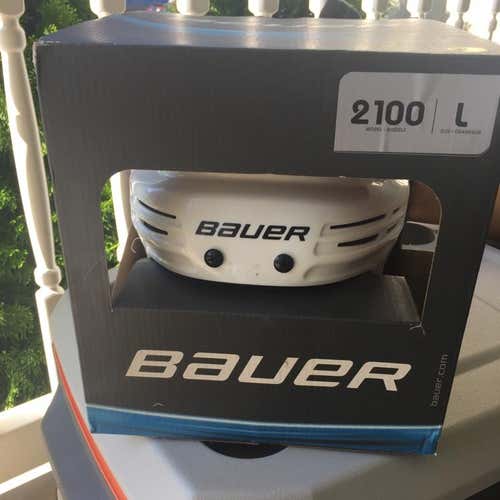 Bauer 2100 Adult Large (NEW)